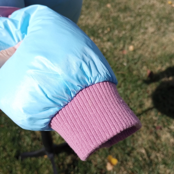 Urban Outfitters Pink & Blue Cotton Candy Puffer Jacket Coat Size XS - Picture 7 of 16